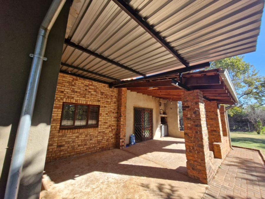 Commercial Property for Sale in Waagfontein North West